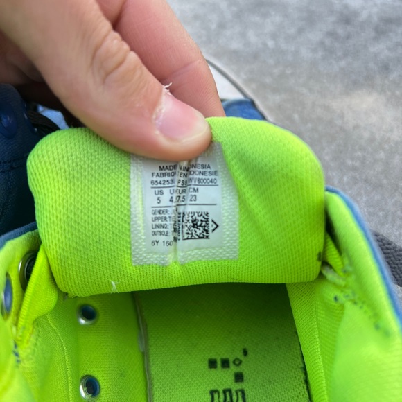 Converse - Picture 4 of 5